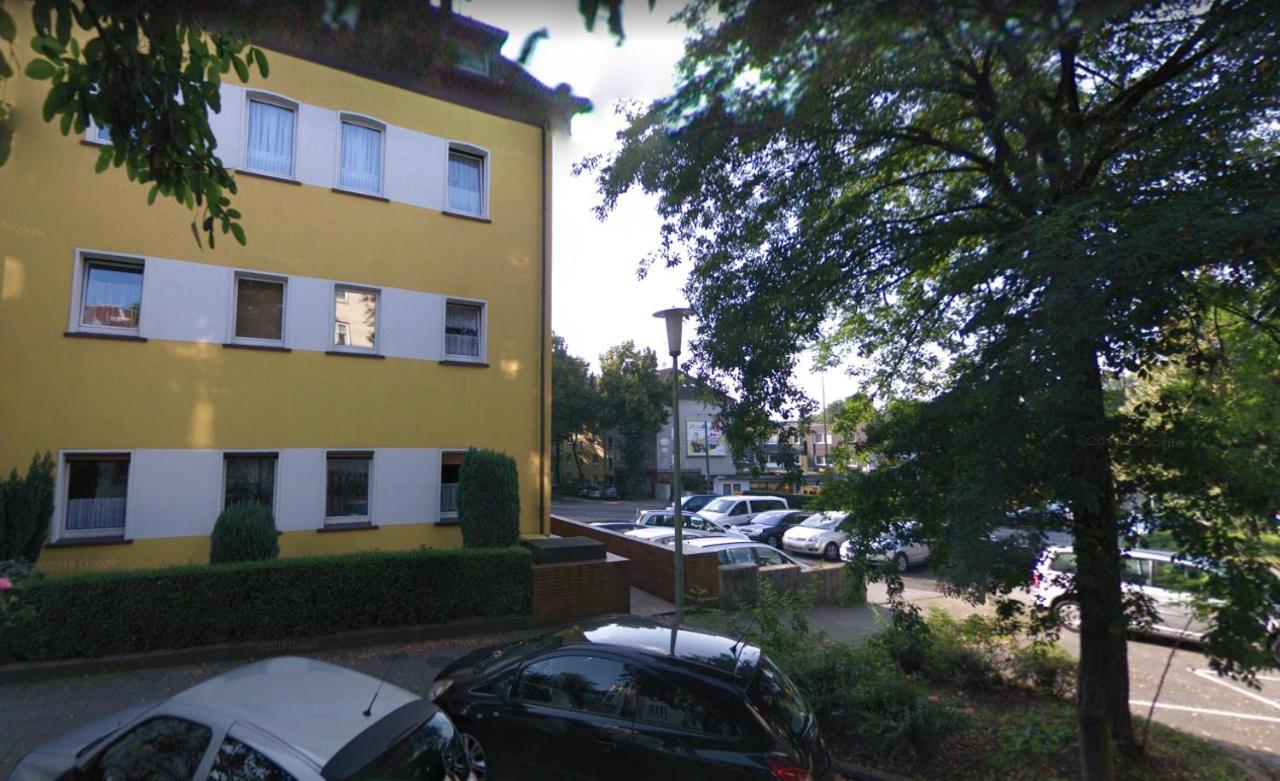 Sapphire Apartment: Free Parking + Netflix + Bathtub Essen Exterior photo