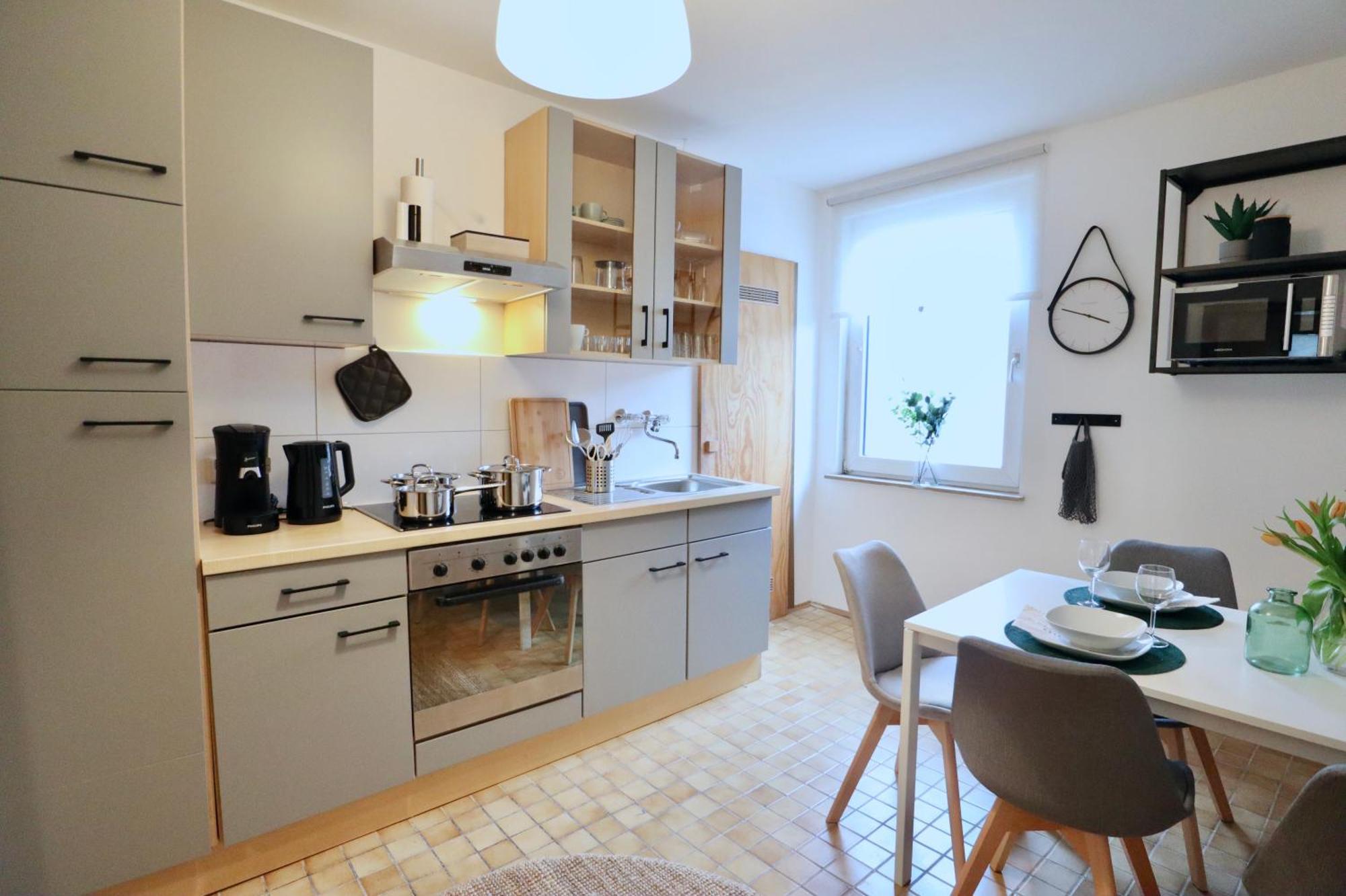 Sapphire Apartment: Free Parking + Netflix + Bathtub Essen Exterior photo